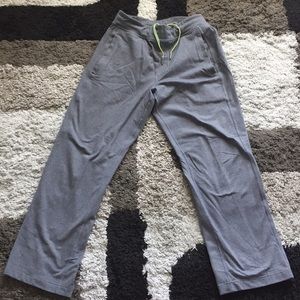 Lululemon Kung Fu Pants Men’s Small